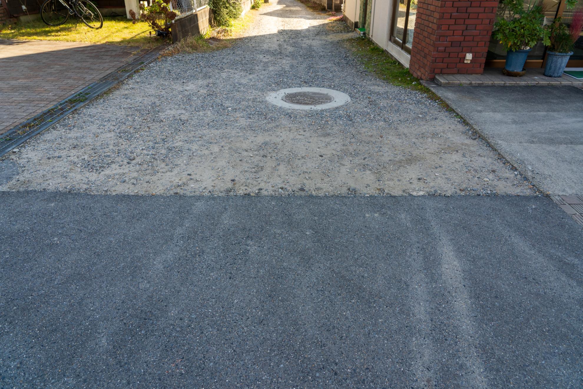 砂利道の私道